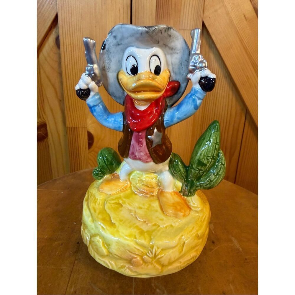 Vintage Wild West Cowboy Donald Duck Disney Wind-up Musical Figure Schmid (6707)